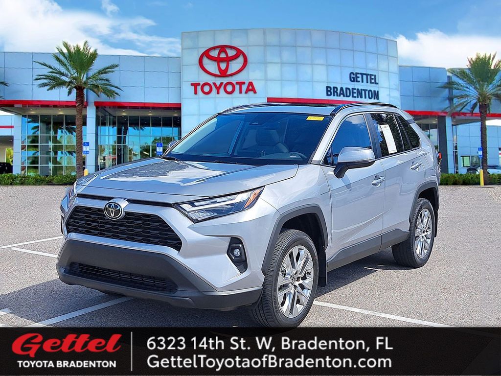 2024 Toyota RAV4 XLE Premium's photo