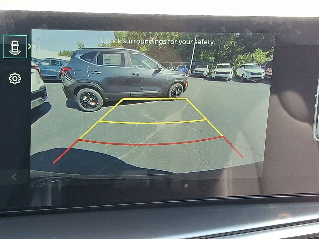 2026 Kia Sorento EX photo 13