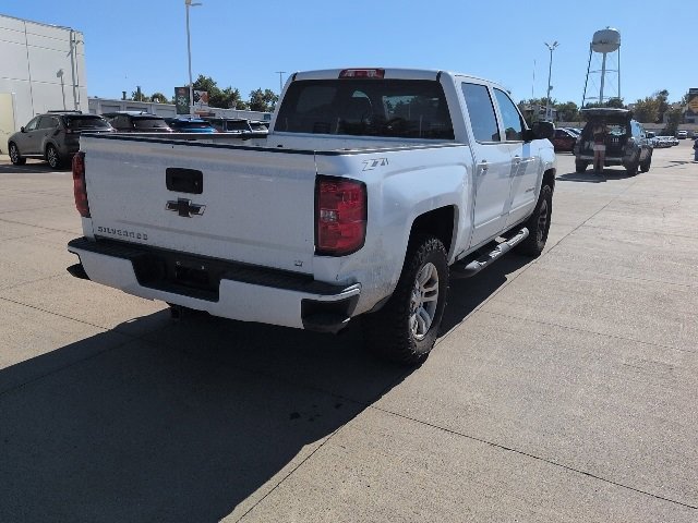 2017 Chevrolet Silverado 1500 LT photo 5