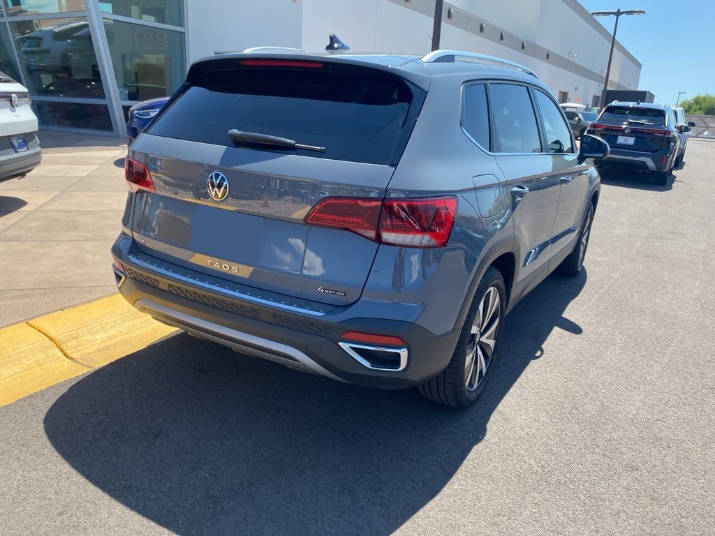 2022 Volkswagen Taos SE photo 4
