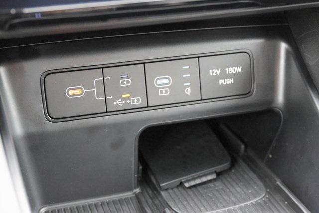New 2025 White Hyundai Limited image 18