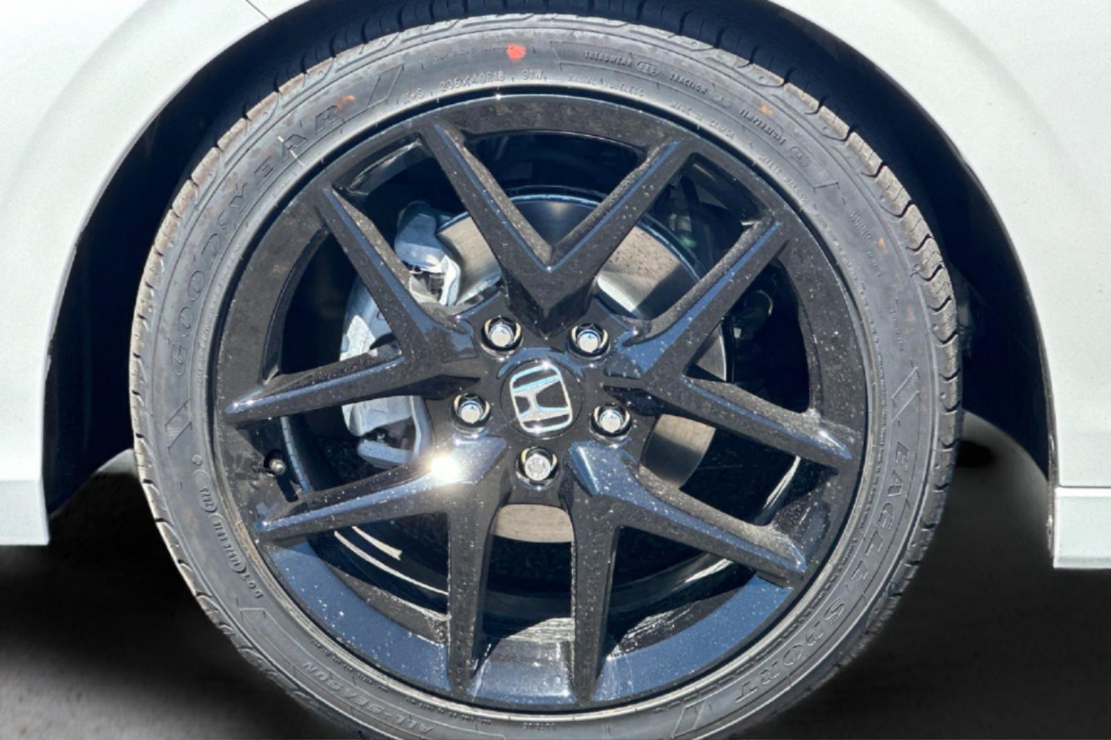 2026 Honda Civic Sport photo 8