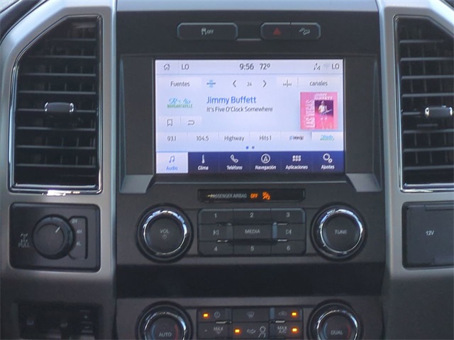2021 Ford F-350 Lariat photo 18