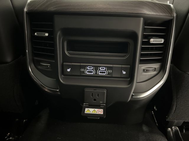 2026 Ram 2500 Laramie photo 35