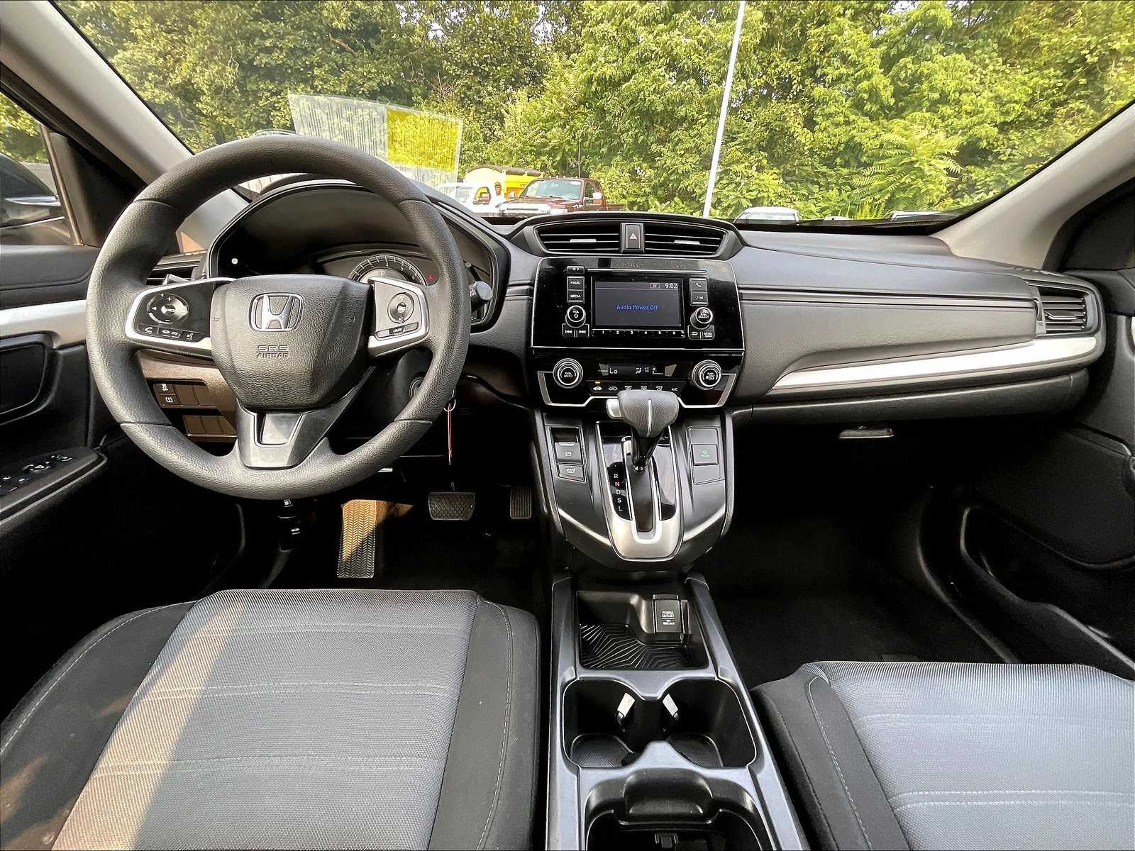 2018 Honda CR-V LX photo 21