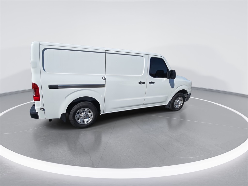 2020 Nissan NV2500 HD SV photo 8