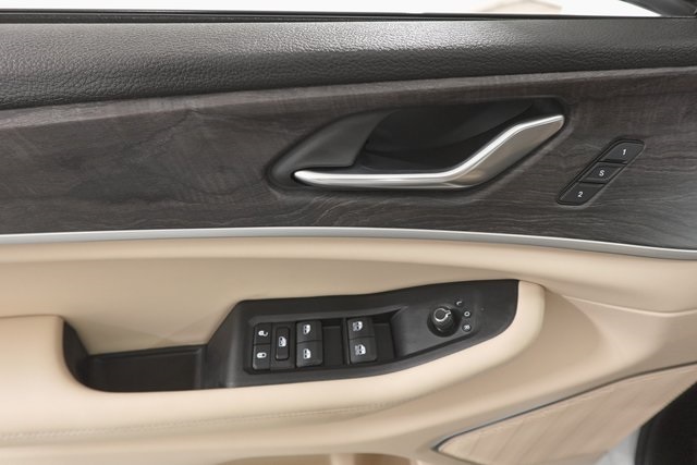 2025 Jeep Grand Cherokee Limited photo 7