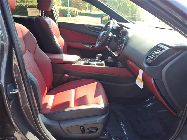 2026 Lexus NX 350 photo 18