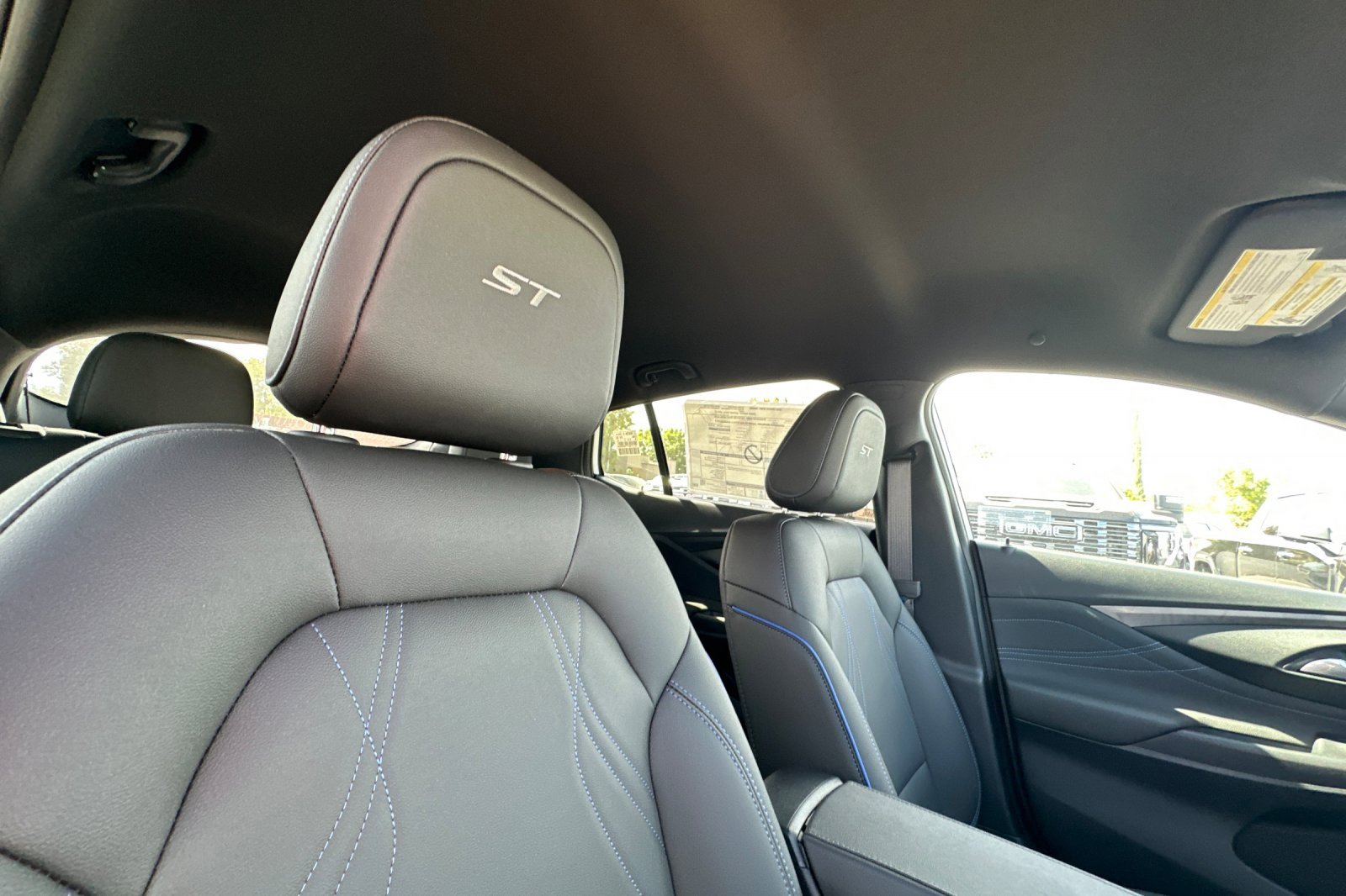 2026 Buick Envista ST photo 15