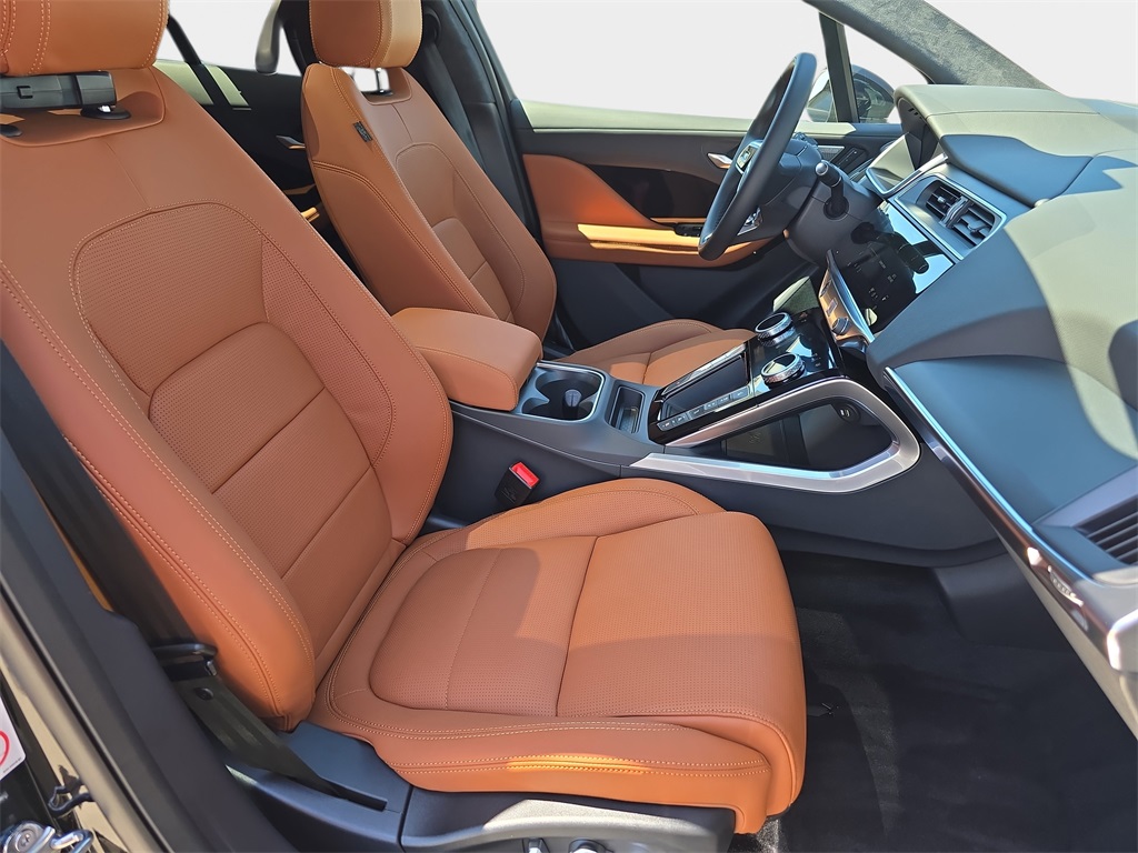 2024 Jaguar I-PACE HSE photo 10