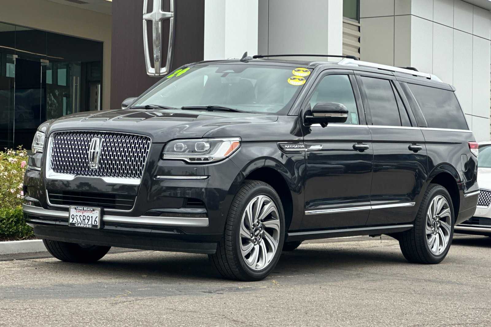 2024 Lincoln Navigator L Reserve photo 6