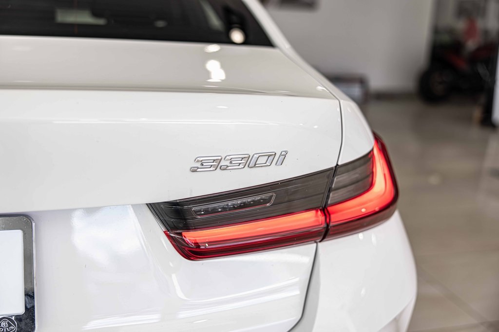2025 BMW 330I - Image 16