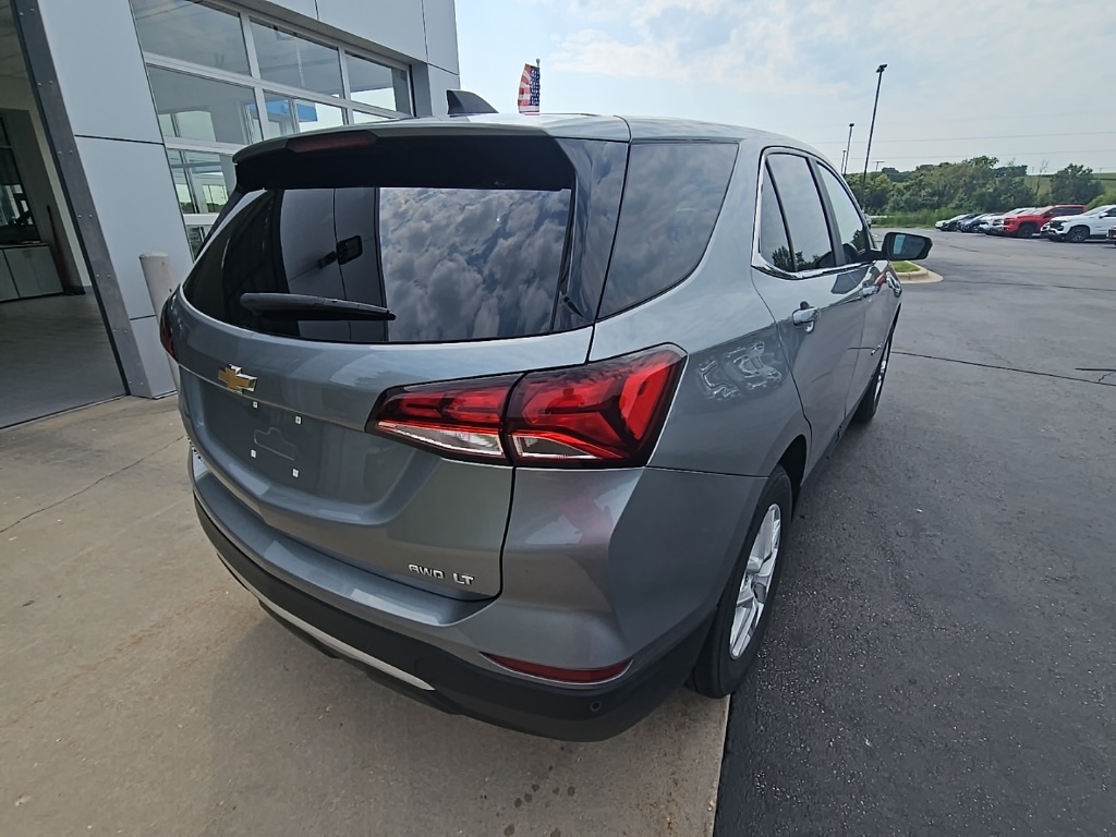 2023 Chevrolet Equinox LT photo 7