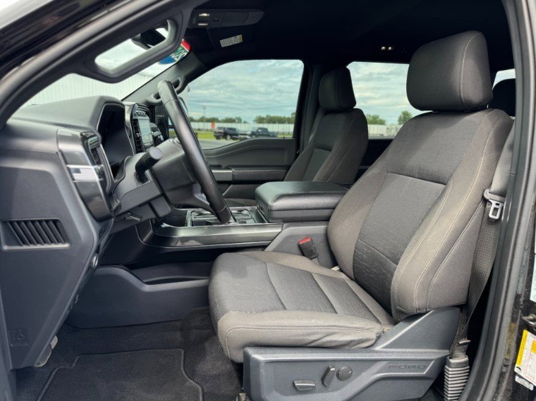 2023 Ford F-150 XL photo 9