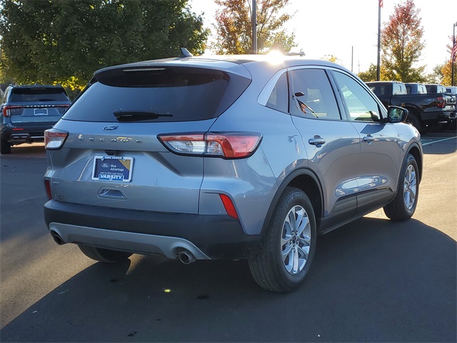 2022 Ford Escape SE photo 4