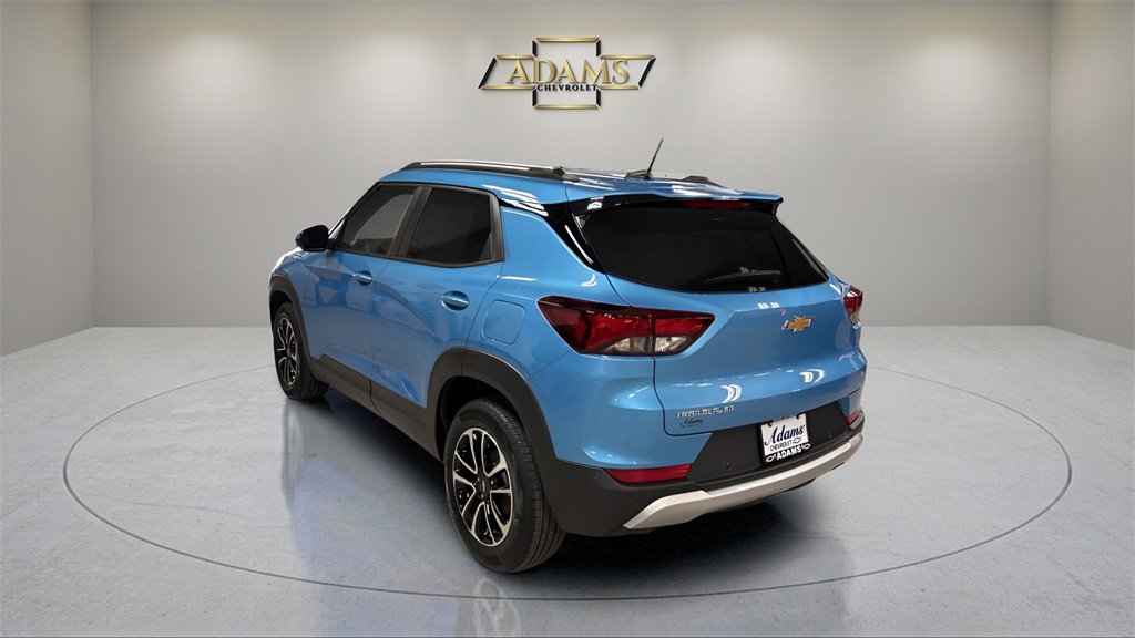 2026 Chevrolet Trailblazer LT photo 3