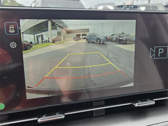 2026 Hyundai Kona SEL photo 17