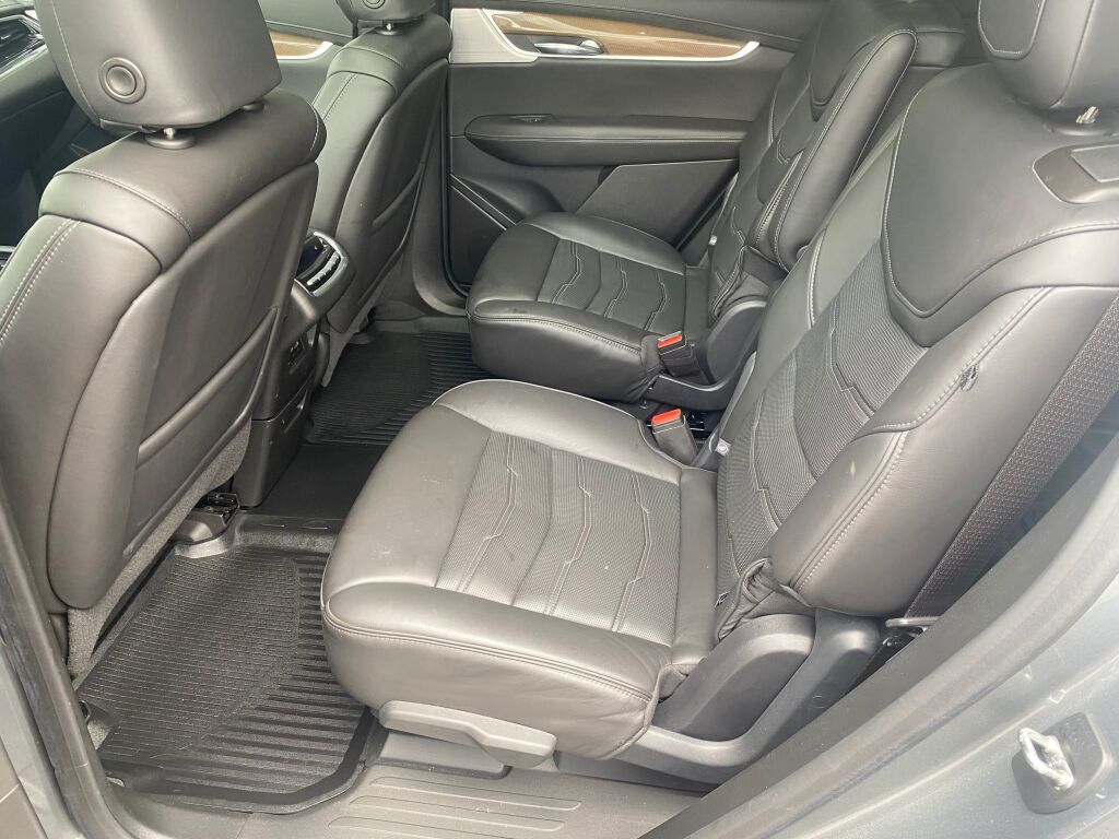 2022 Cadillac XT6 Premium Luxury photo 17