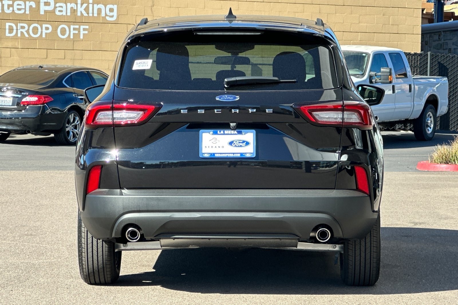 2025 Ford Escape ST-Line photo 4