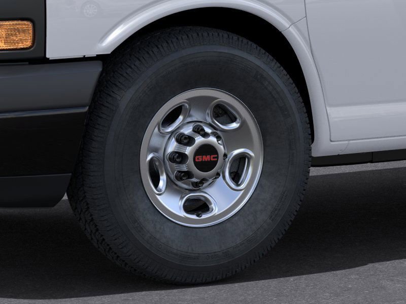 2024 Gmc Savana Cargo 2500 photo 4