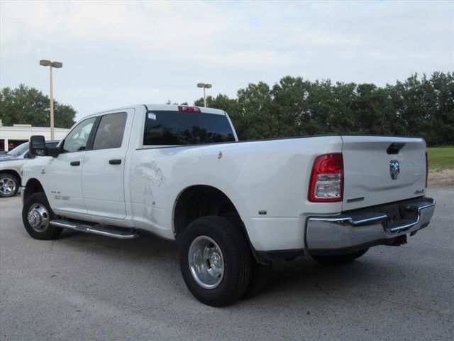 2024 Ram 3500 Big Horn photo 3
