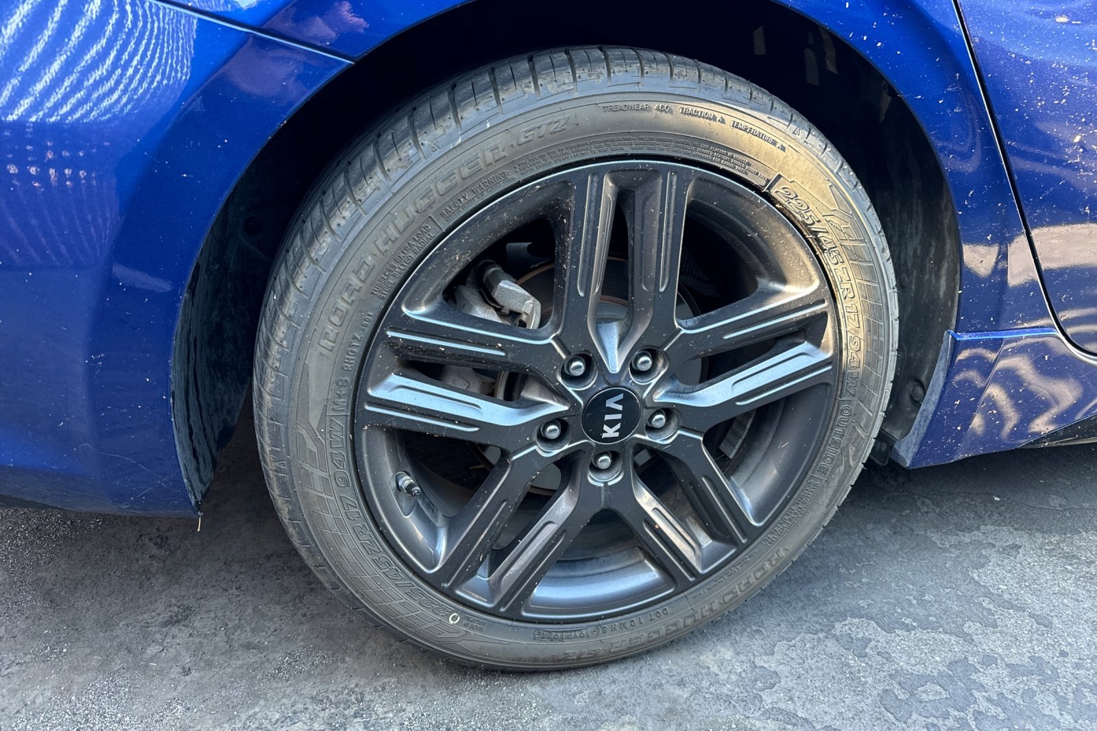 2020 Kia Forte GT-Line photo 4