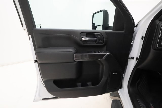 2022 Chevrolet Silverado 2500HD LTZ photo 6