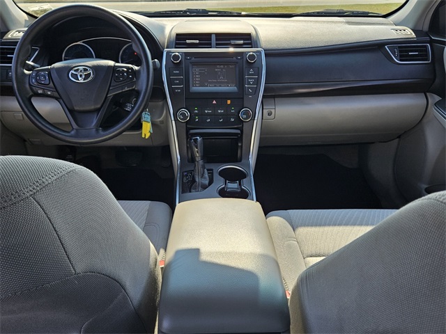 2017 Toyota Camry LE photo 13