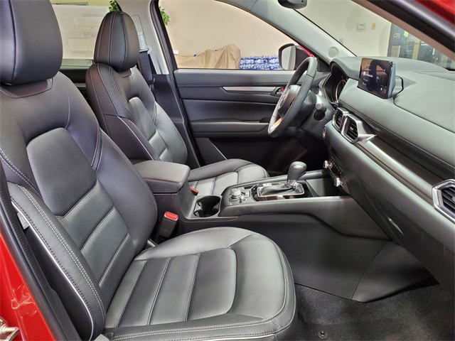 2025 Mazda CX-5 2.5 S Preferred photo 14