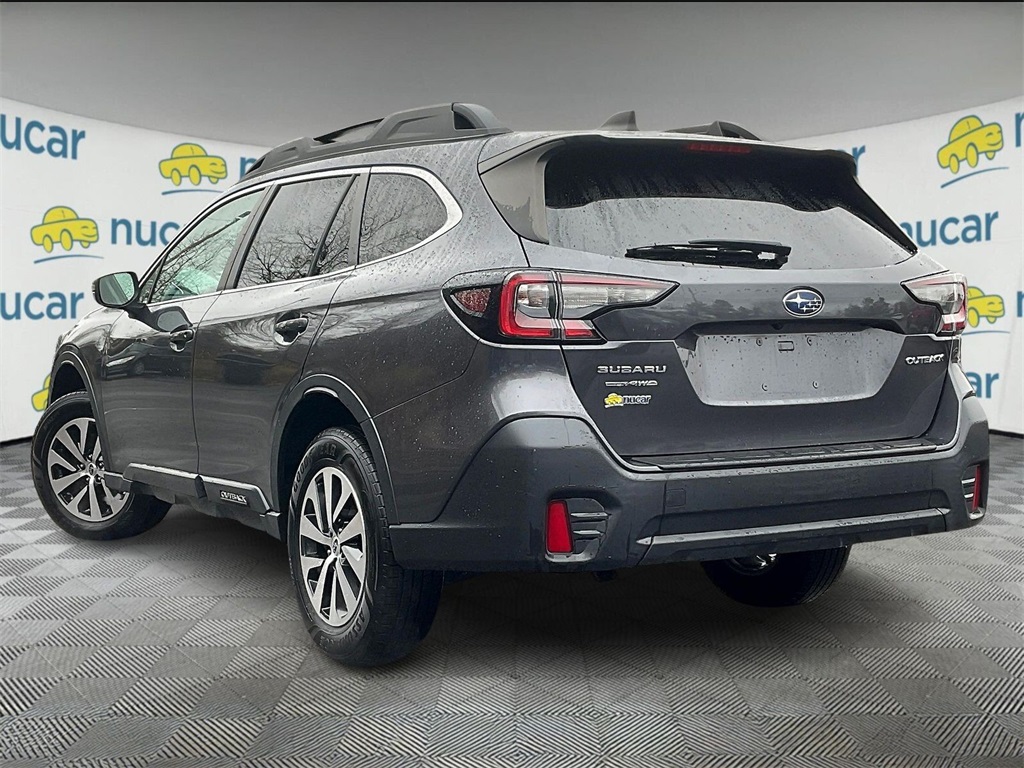 2022 Subaru Outback Premium photo 4