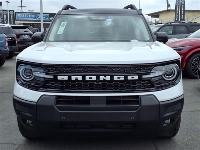 2025 Ford Bronco Sport Outer Banks photo 2