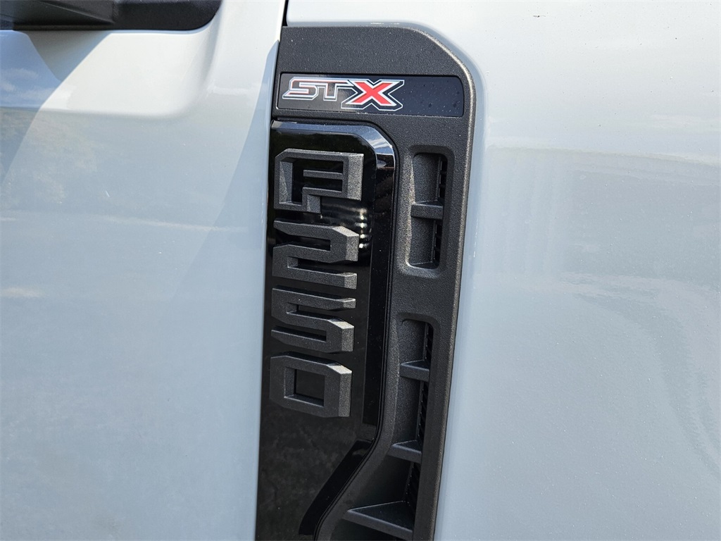 2026 Ford F-250 XL photo 14