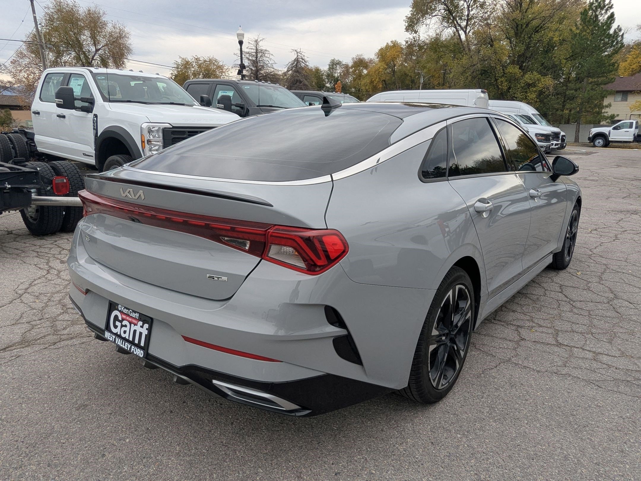 2023 Kia K5 GT-Line photo 3