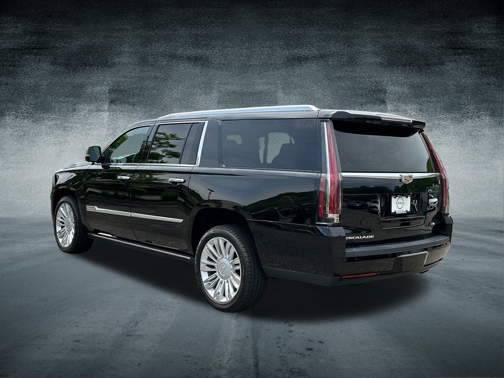 2019 Cadillac Escalade ESV Platinum photo 2