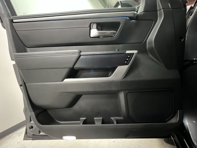 2024 Toyota Sequoia Platinum photo 14