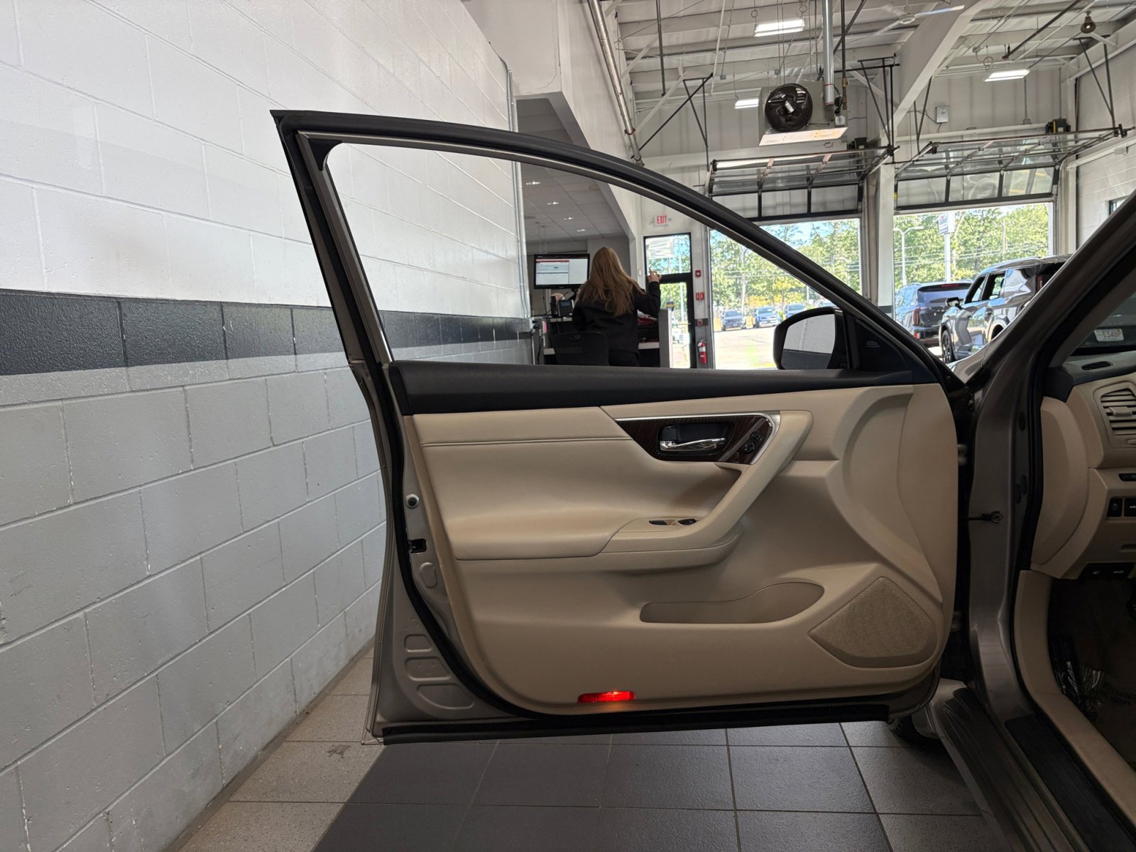 2014 Nissan Altima 3.5 SL photo 25