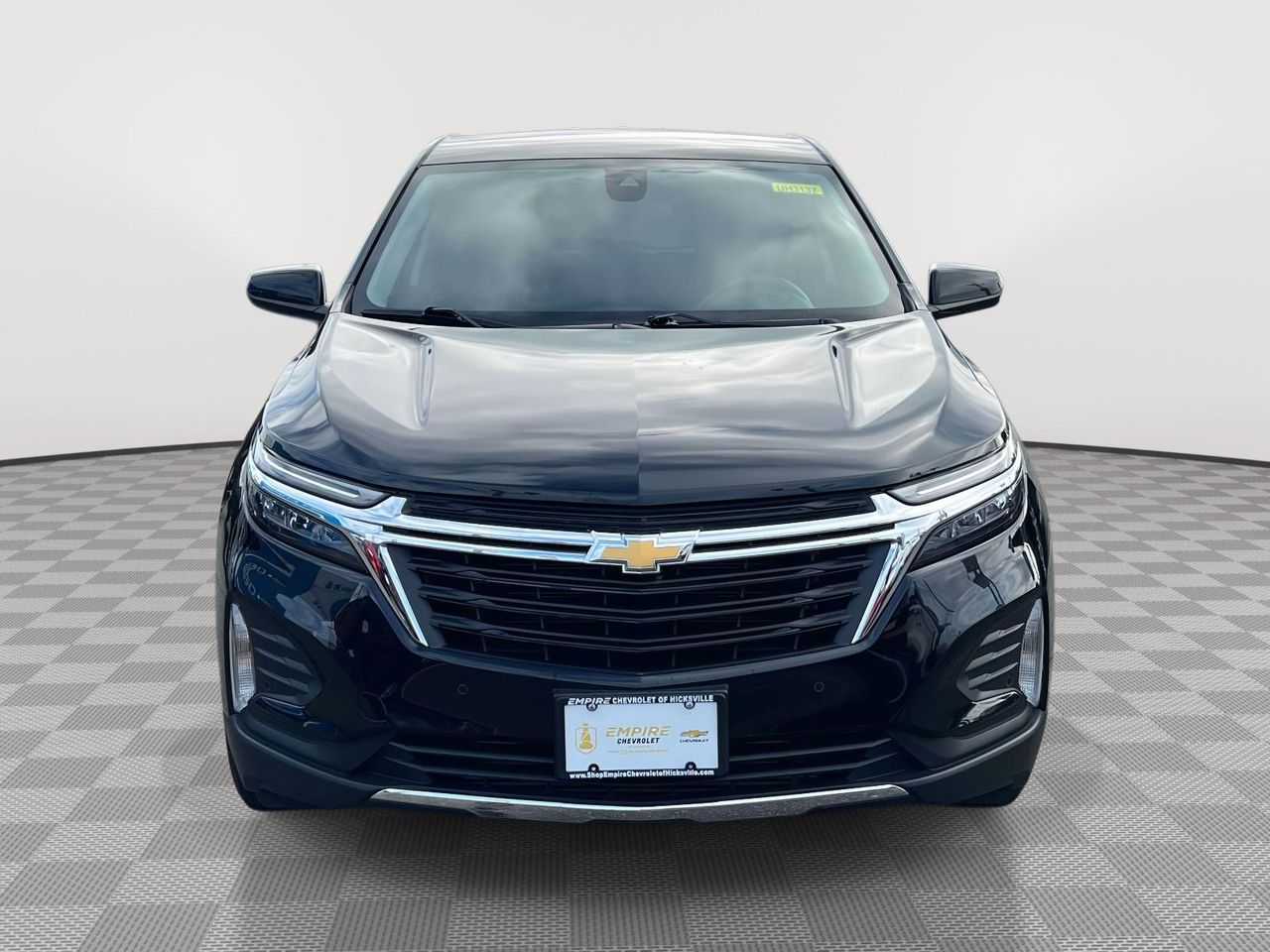 Used 2022 Chevrolet Equinox LT with VIN 3GNAXUEV8NL248655 for sale in Huntington Station, NY