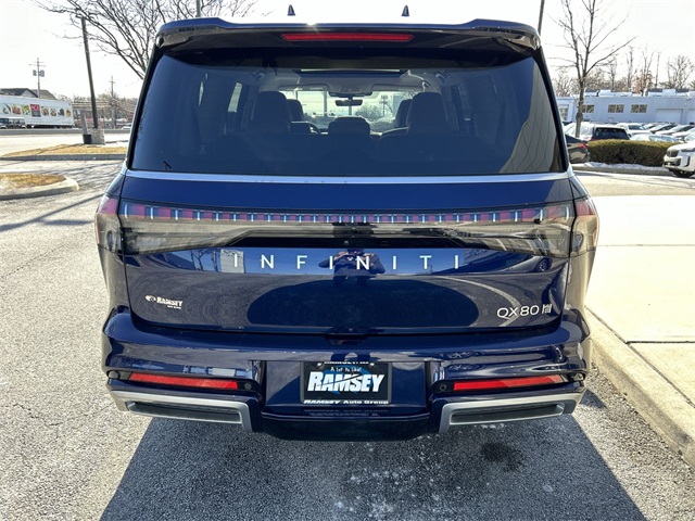 2025 Infiniti QX80 Luxe photo 17