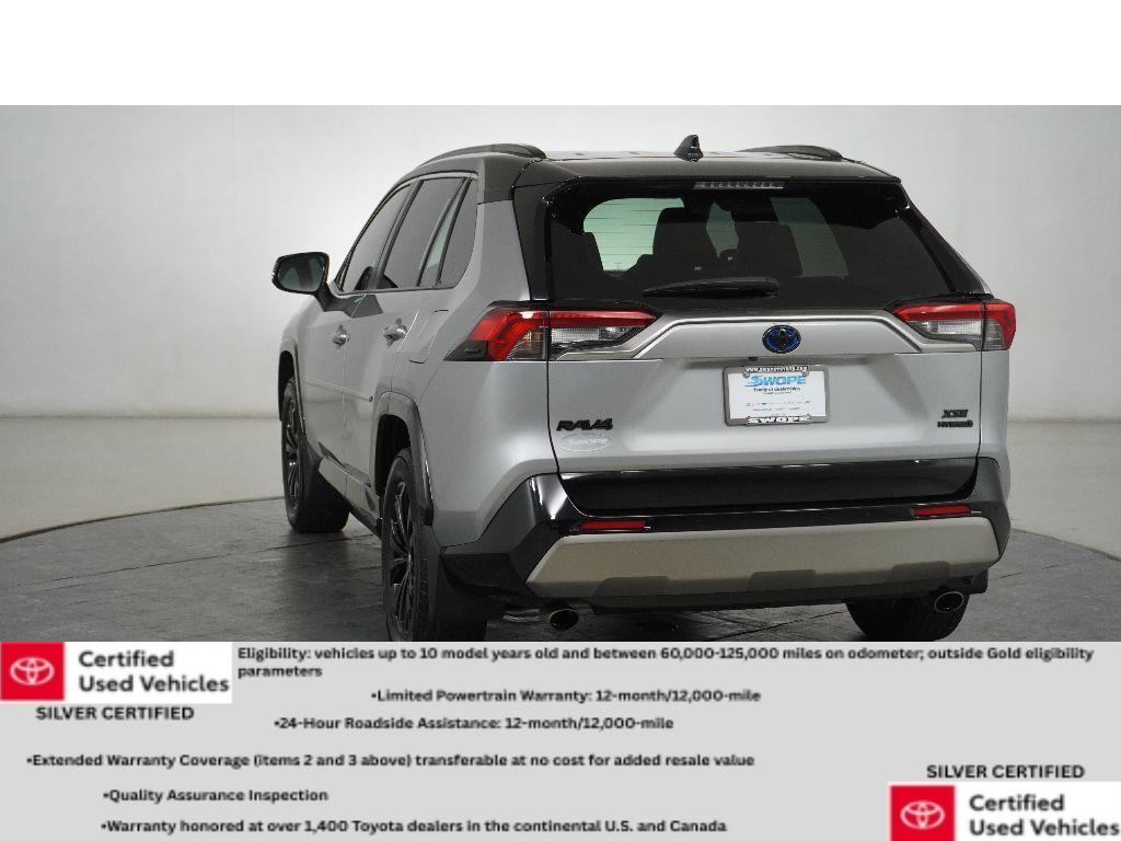 2022 Toyota RAV4 Hybrid XSE photo 3