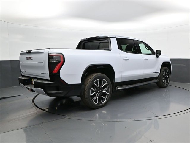 2026 Gmc Sierra EV Denali photo 2