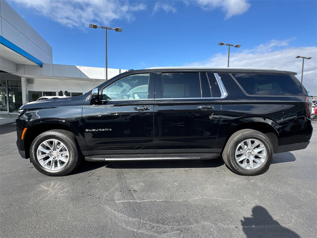 2025 Chevrolet Suburban Premier photo 4