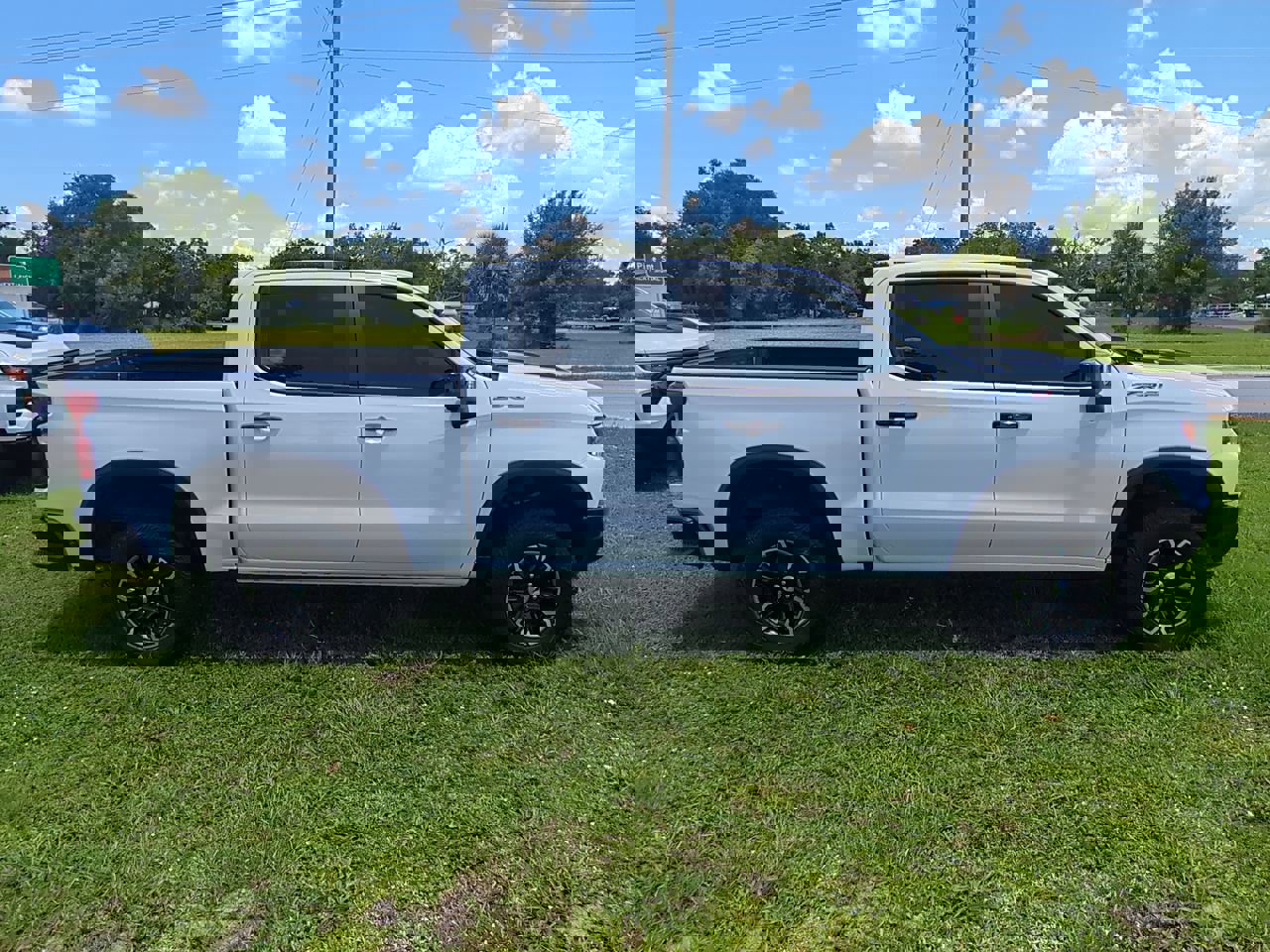 2023 Chevrolet Silverado 1500 ZR2 photo 3