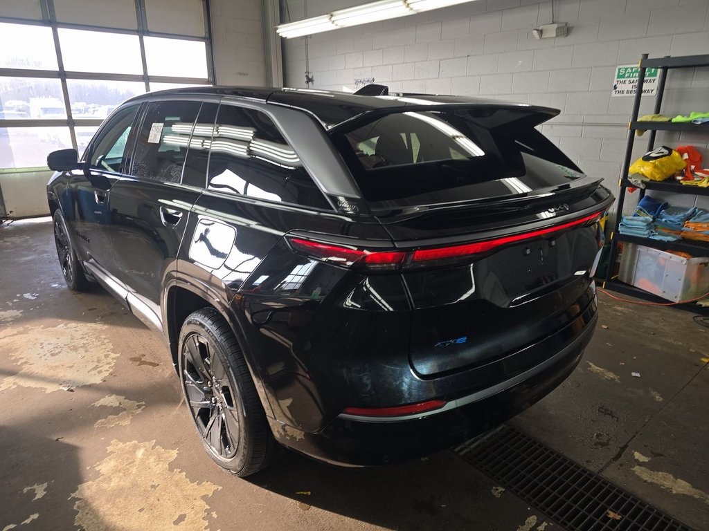 Used 2024 Jeep Wagoneer S Launch Edition with VIN 3C4RJNAK6RT179212 for sale in Schaumburg, IL