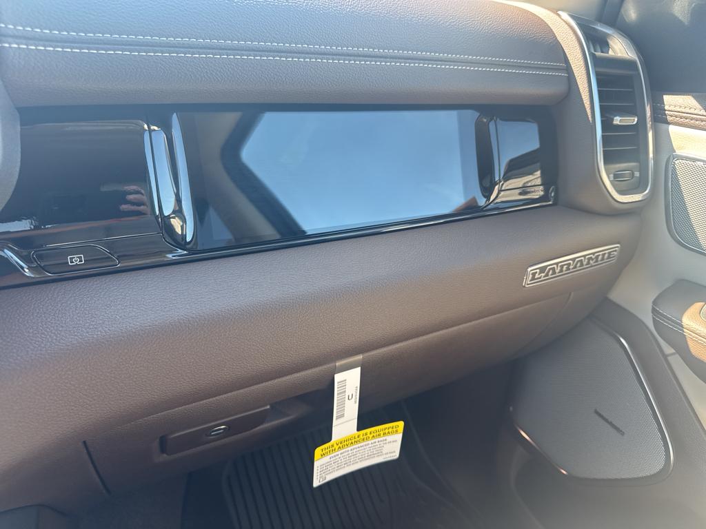 2026 Ram 1500 Laramie photo 25