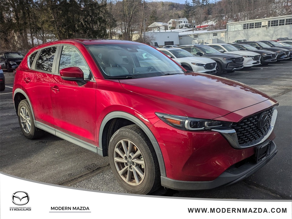 2023 Mazda CX-5 S Preferred package's photo