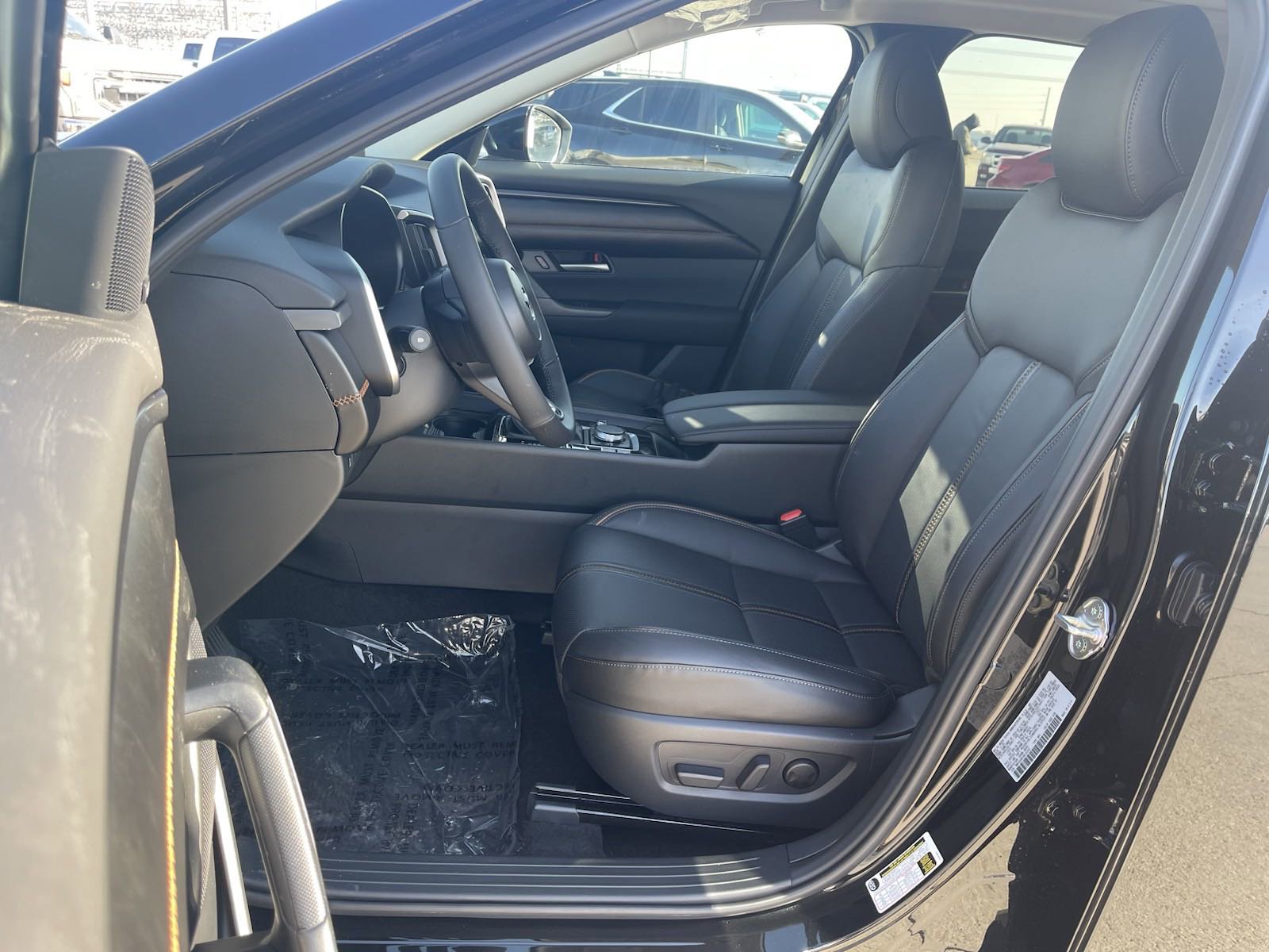 2025 Mazda CX-50 Premium photo 7
