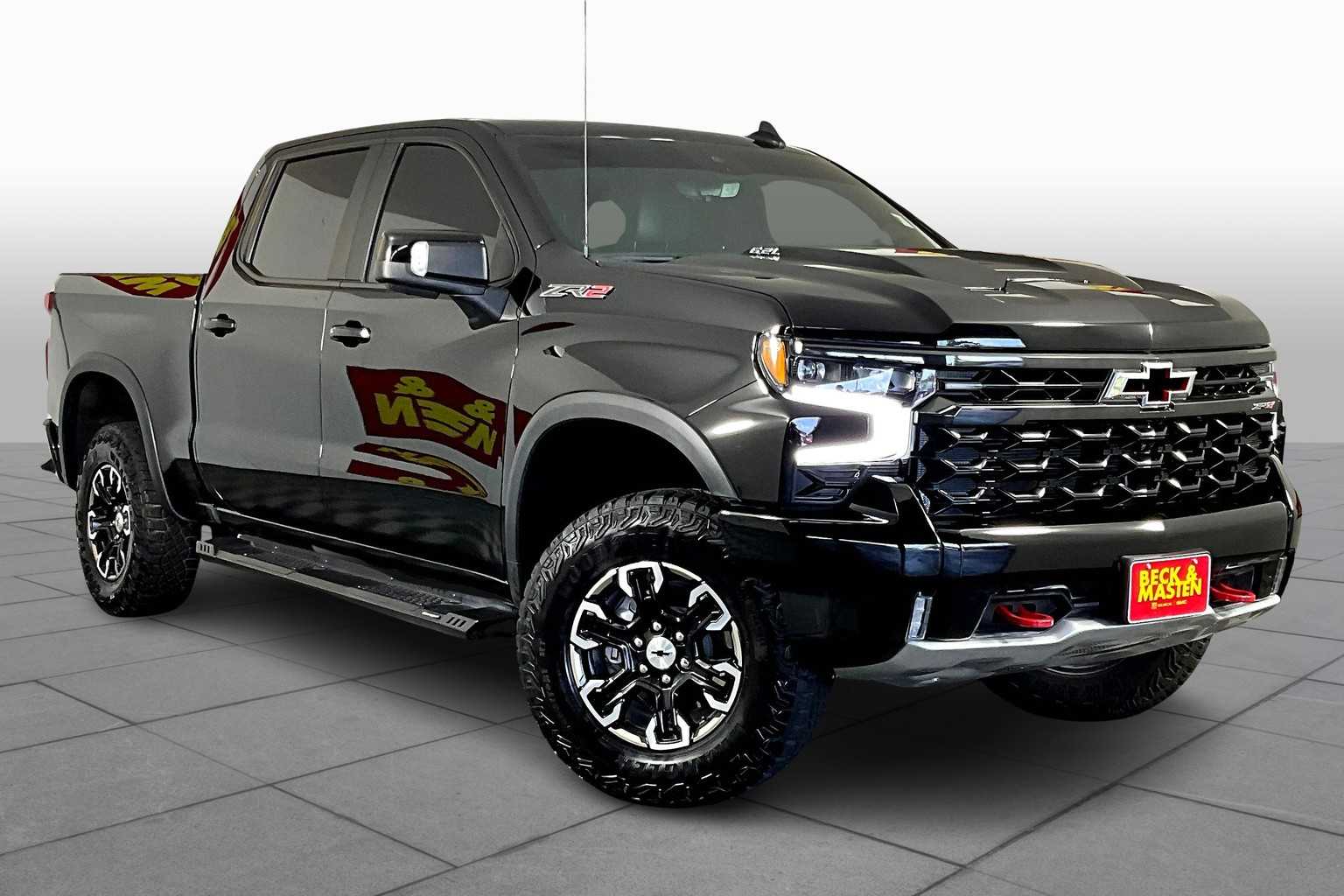 2023 Chevrolet Silverado 1500 ZR2 photo 2