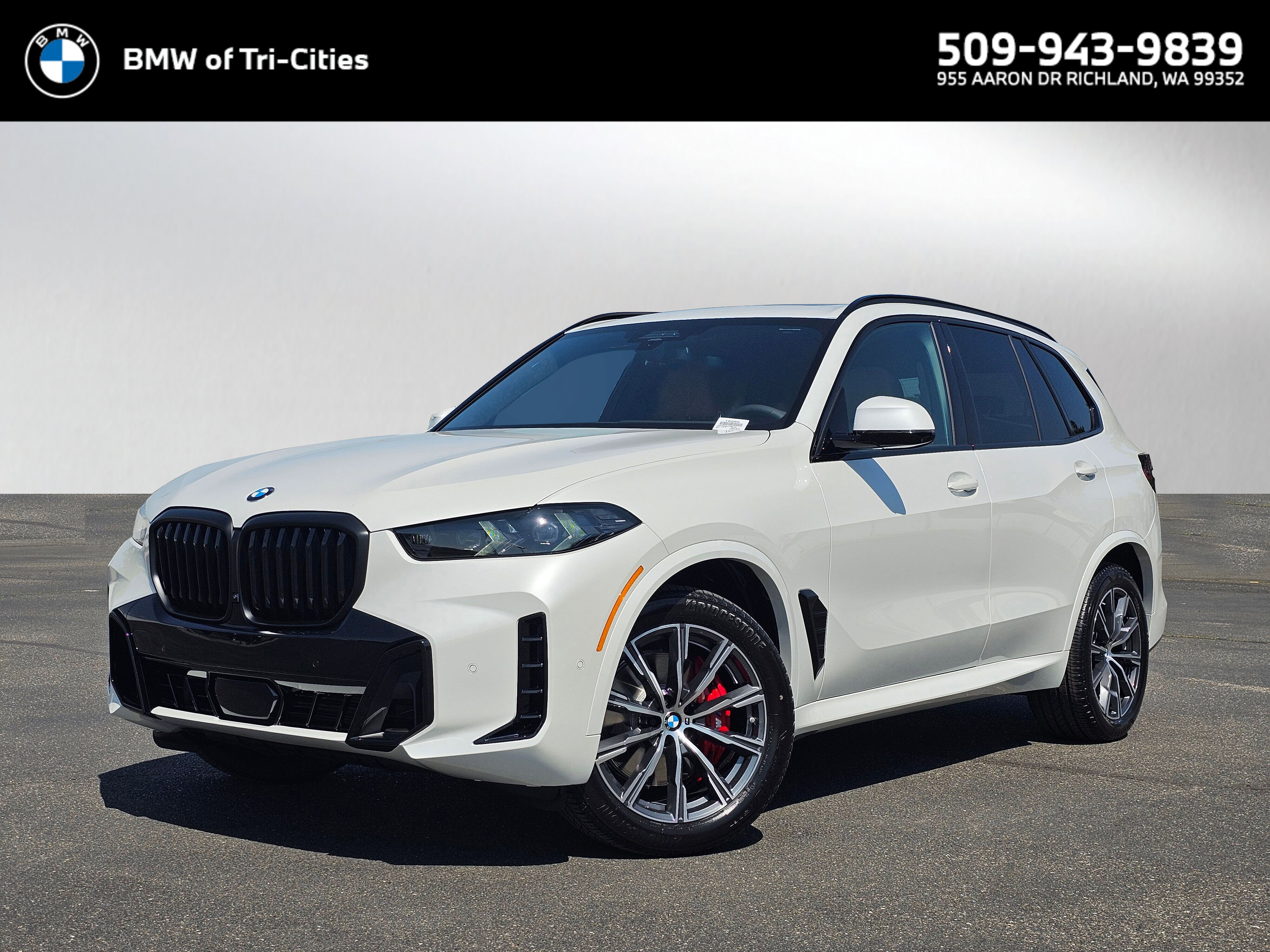 New 2026 Mineral White Metallic BMW xDrive40i image 1
