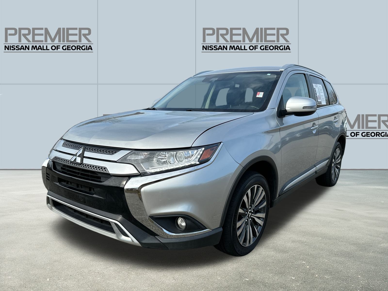 2020 Mitsubishi Outlander SEL's photo