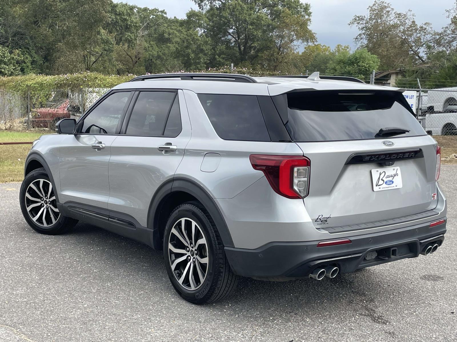 2020 Ford Explorer ST photo 2